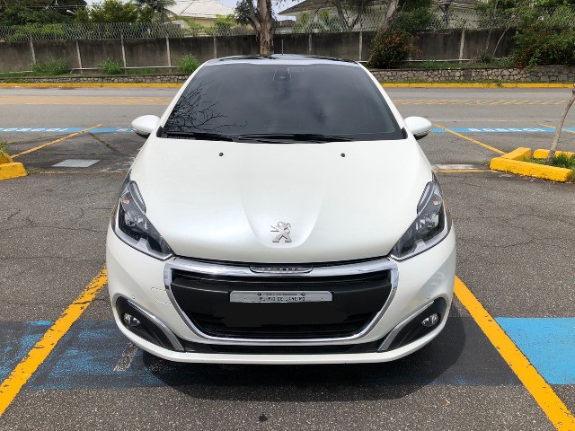 PEUGEOT 208 1.6 GRIFFE AUTOMÁTICO 2017