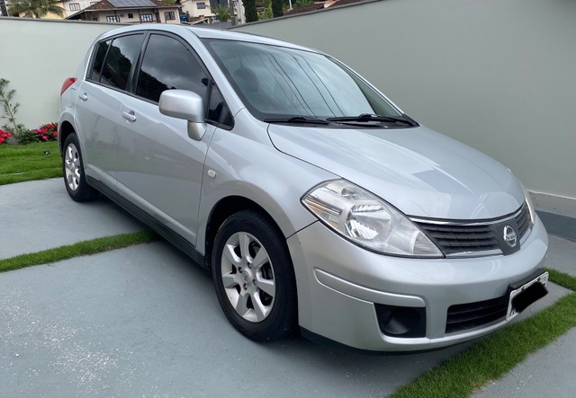 TIDA 1.8 S AUT. 2009