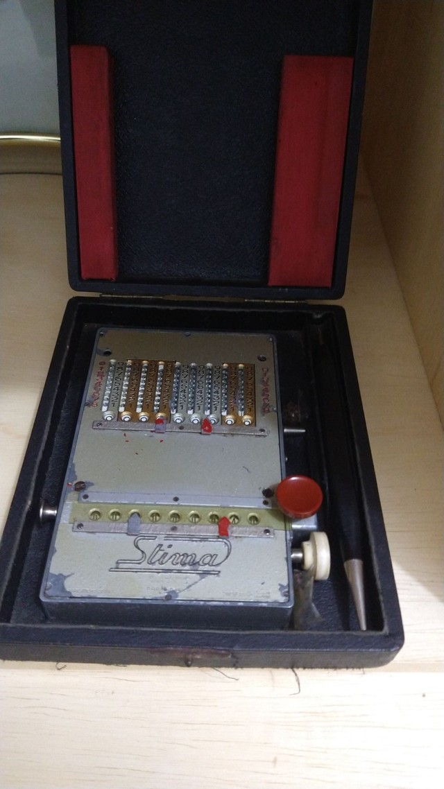 Calculadora Só tem em leilão fora do Brasil ano 1933