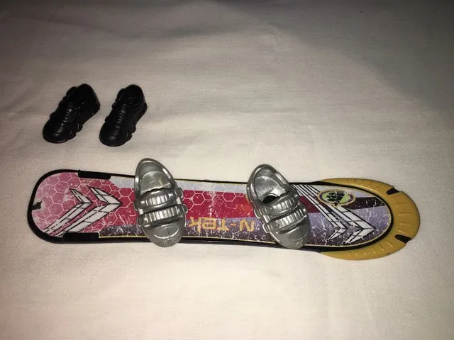 Max Steel snowboarding Mattel usado bom estado