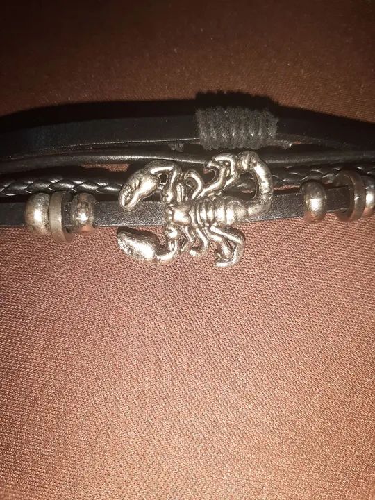 Pulseira escorpião importada - Foto 2