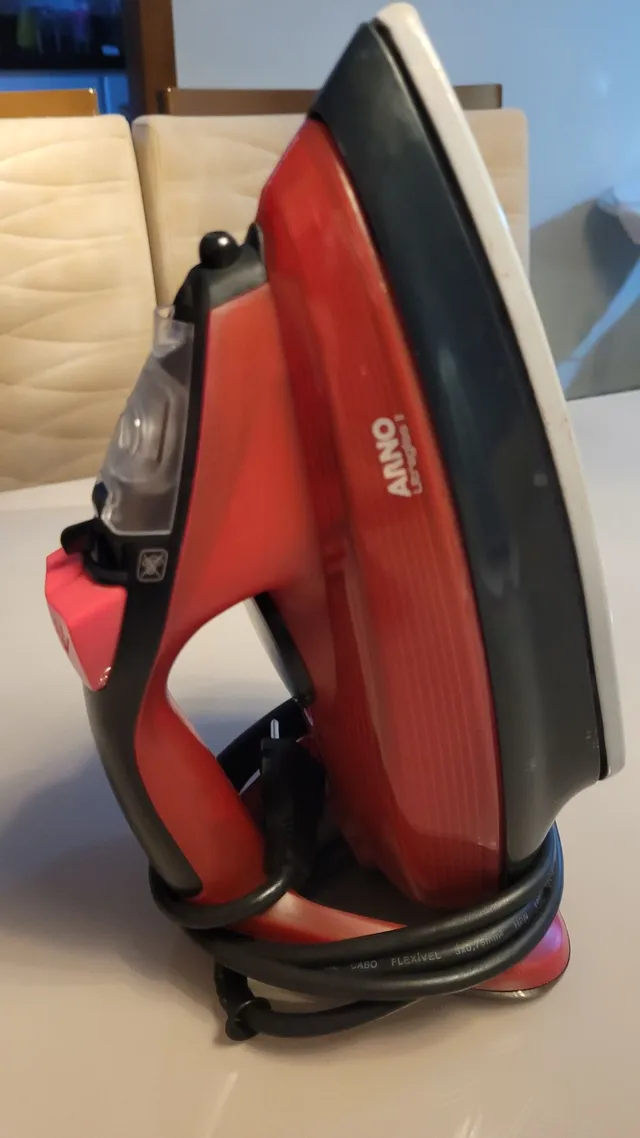 Ferro Passar Arno a Vapor e Seco Base Ceramica Ultraglis