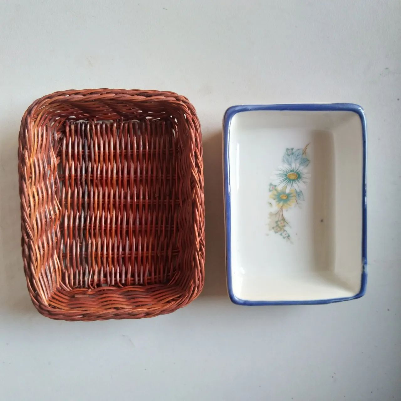 Manteigueira antiga de porcelana  - Foto 3