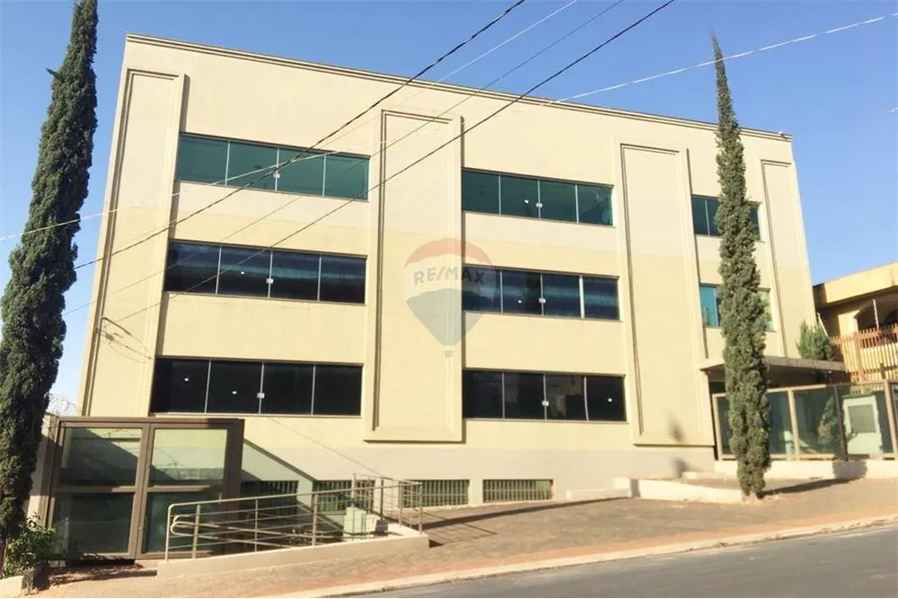 Prédio comercial para alugar 1.600m² Jd São Luiz