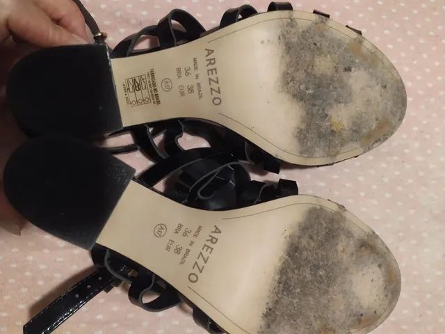 Sandália preta arezzo 36 - Foto 4