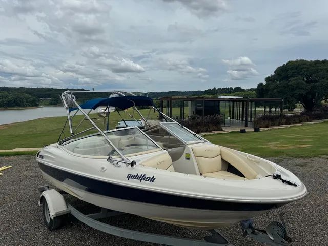 Lancha Bayliner Capri 18,5  - Foto 2