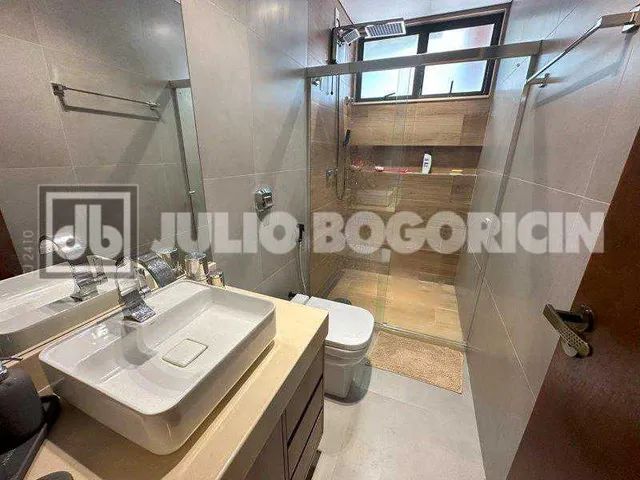 Maravilhosa casa Linear no Anil, 3 quartos, sendo uma suíte, sala em vários ambientes, áre - Foto 15