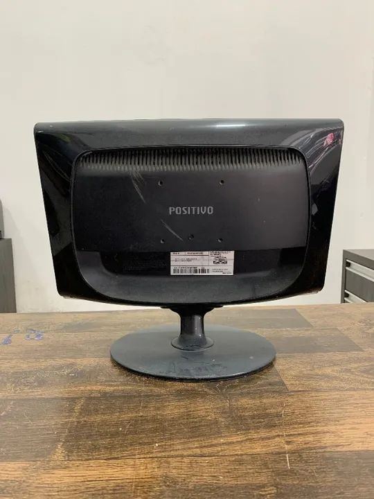 Monitor LCD 16 Polegadas Positivo Po16cmysfmzd (usado) - Foto 2