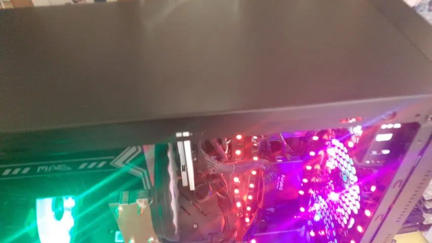 Gabinete Gamer , Lateral Acrilico, Preto seminovo. Aigo Beyond 3 U3, Mid-tower - Sem fans. - Foto 4