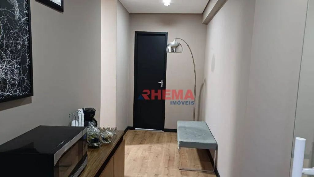 Sala Montada com Recepção na Ponta da Praia