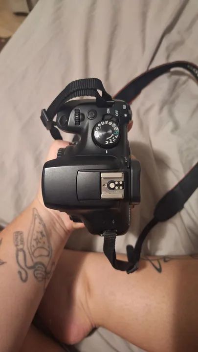 Câmera DSLR Canon T6 - Foto 3