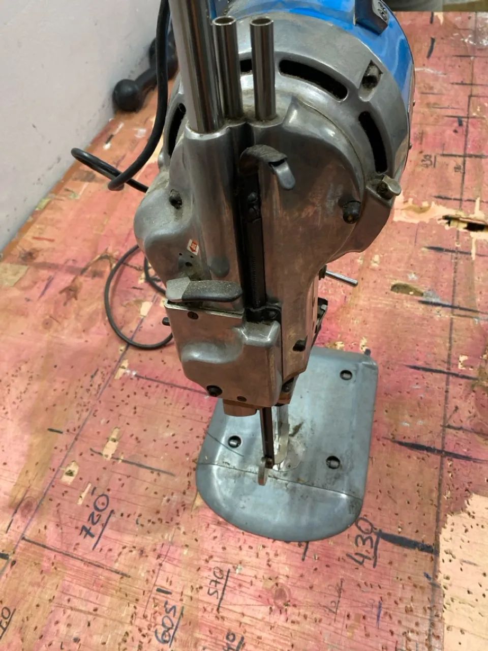 MÁQUINA DE CORTE TECIDO 8 polegadas - Foto 2
