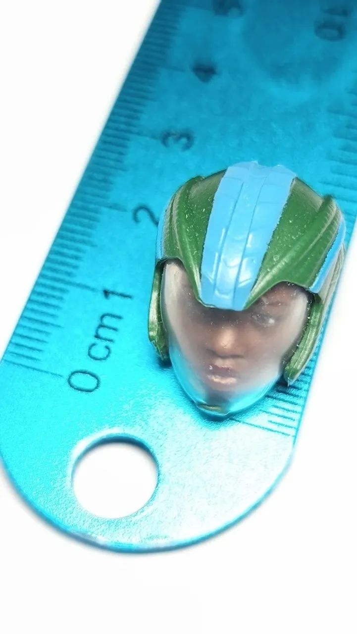 Marvel Legends Cabeça de Mulher com Capacete Altura 2 Cm - ideal P/ Custom