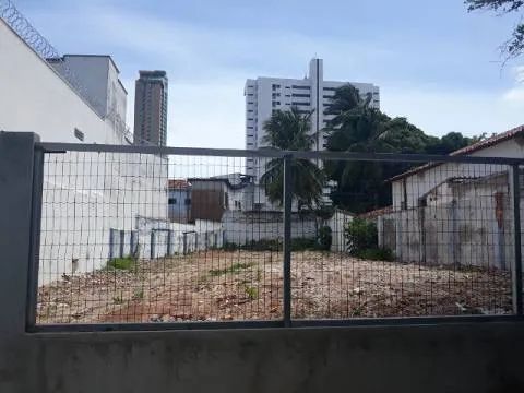 Terreno murado para aluguel com 455 metros quadrados em Petrópolis - Natal - RN - Foto 2