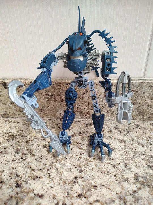 Boneco Bionicle Piranha - 8502