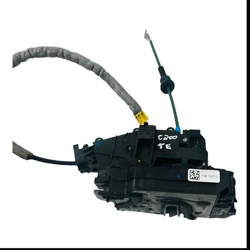 Fechadura Traseira Esquerda Mercedes C180 2015 A 2020