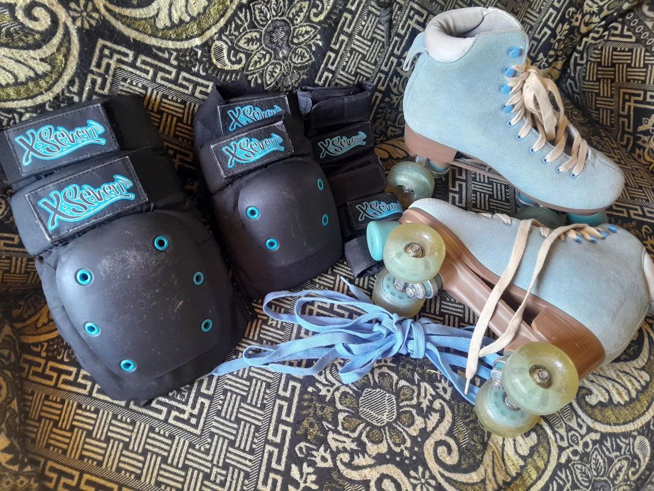 Kit Patins + Proteções X-Seven