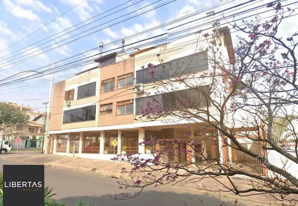 Cobertura no Jardim Planalto de 3 dormitórios e 2 vagas desocupada