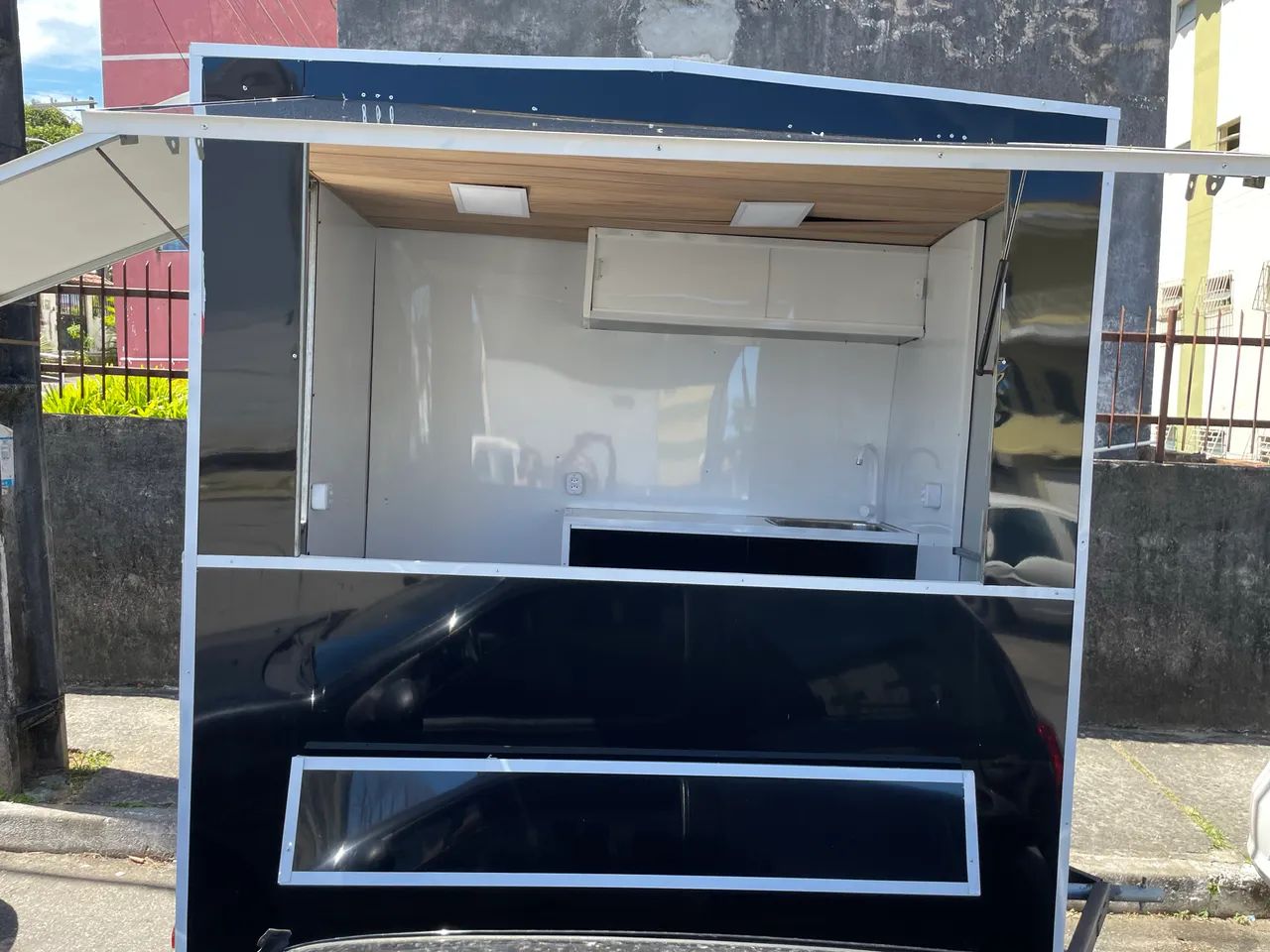 ALUGO TRAILER PRETO - NOVO, NUNCA USADO! - Foto 2