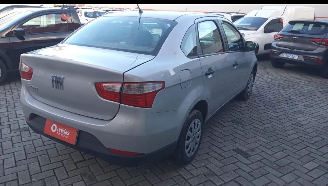 Alugo grand Siena para Uber r$600 - Foto 3