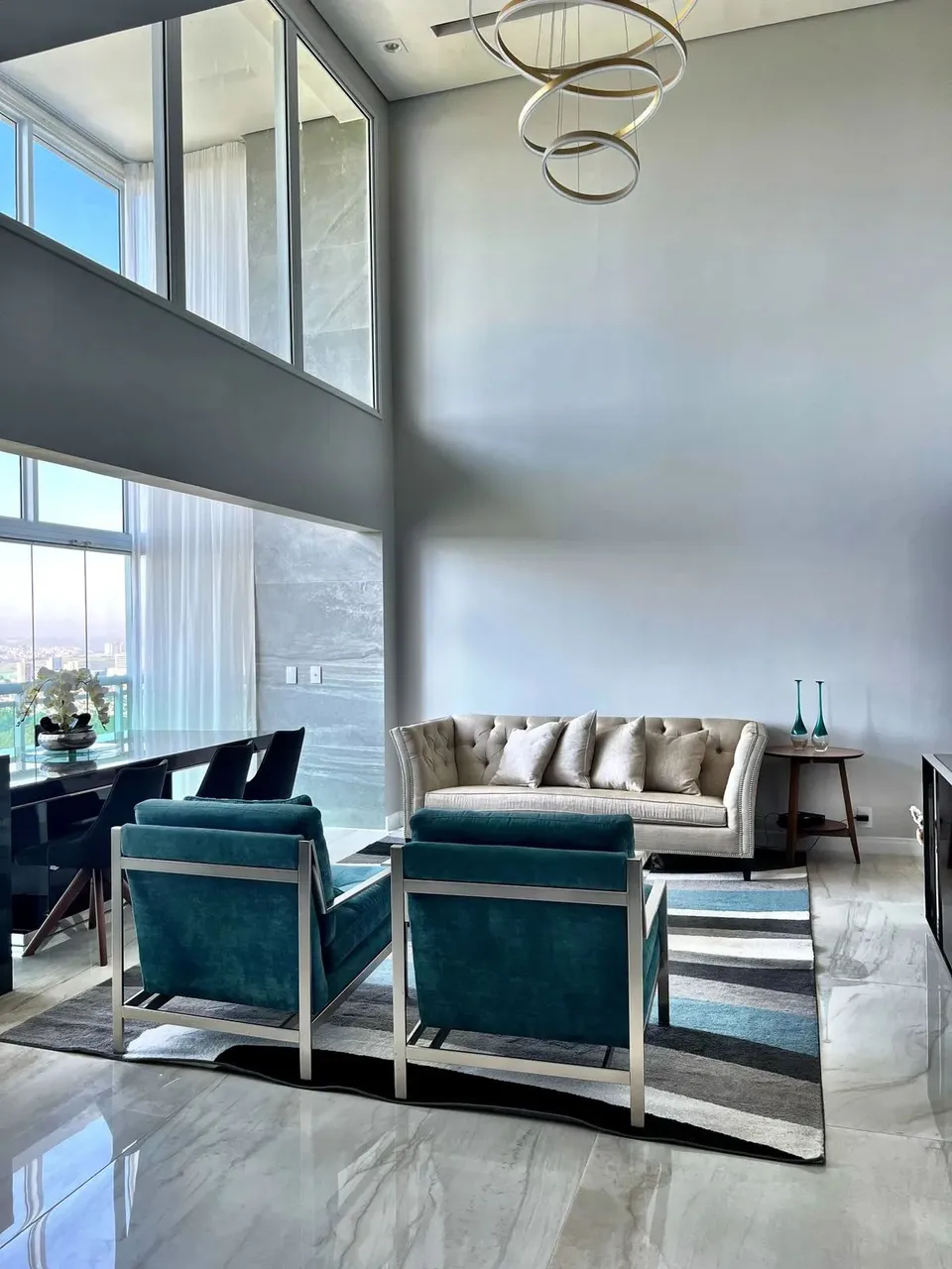 Apartamento para locação no Condomínio Lumina com 136m² pé direito duplo com 3 suítes - MO