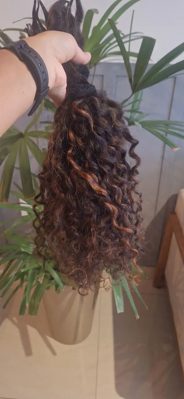 Cabelo cacheado humano.  - Foto 2