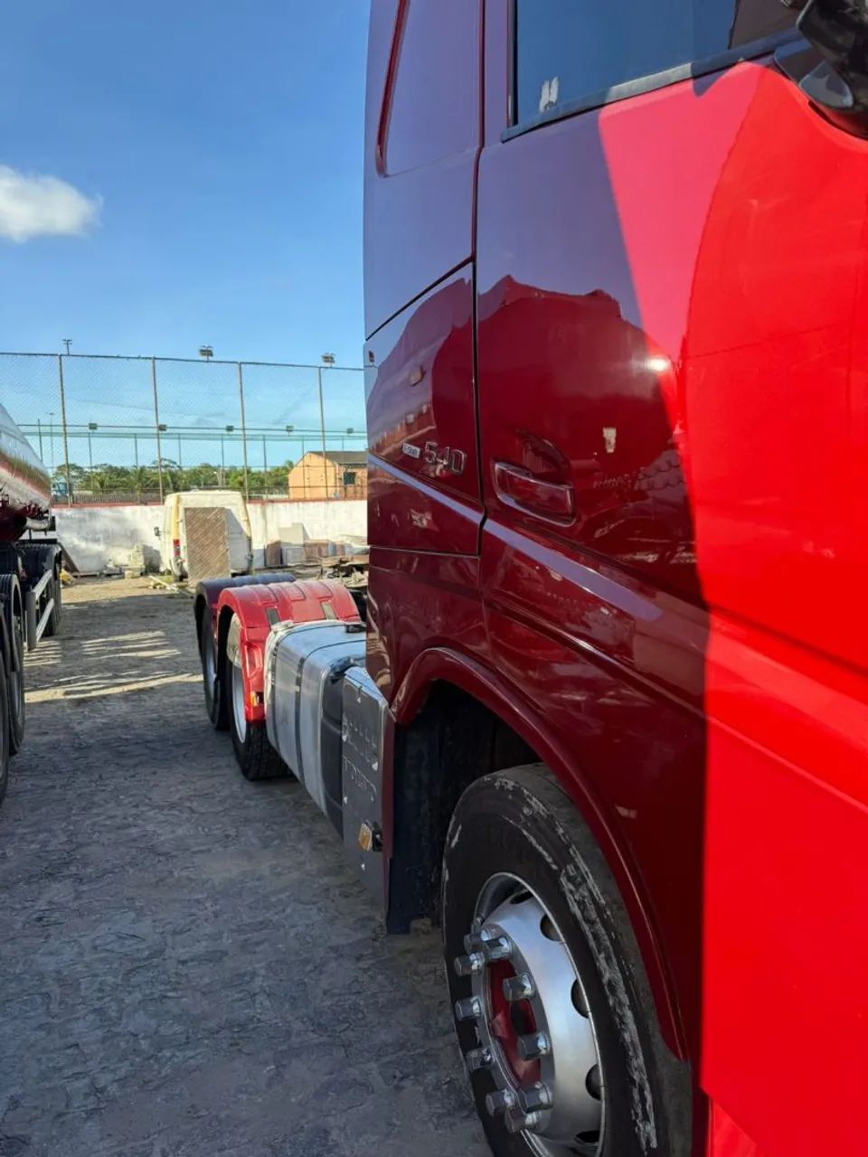 CAMINHÃO VOLVO - Foto 2