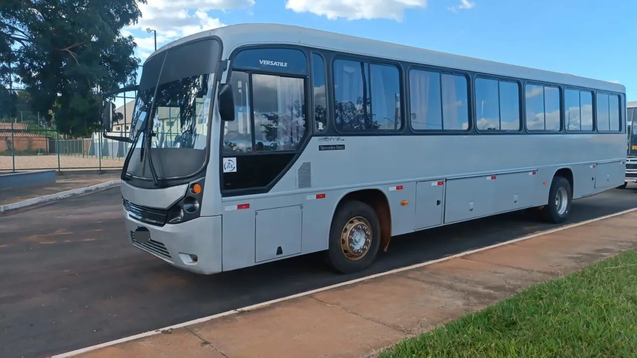 Ônibus Mercedes 