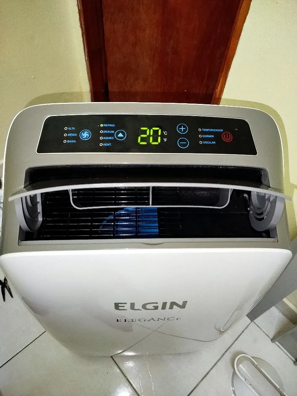 Ar Condicionado Portátil Elgin Elegance 12000 BTUS