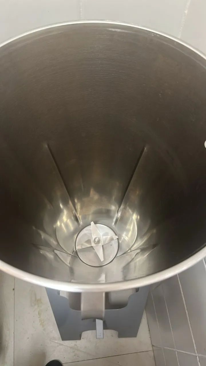 Liquidificador Industrial Skymsen LB25 - Copo Monobloco Inox 25L - Foto 2
