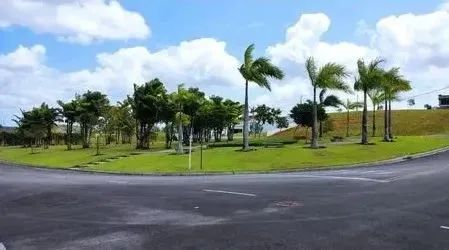 AlphaVille PE1 Lote 683,85m² de Esquina, Frente Praça, com projeto arquitetônico e topográ - Foto 2