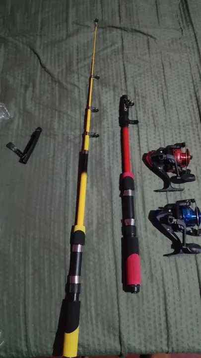 Vendo 2 varas de pesca novas nunca usada 200 reais - Foto 2