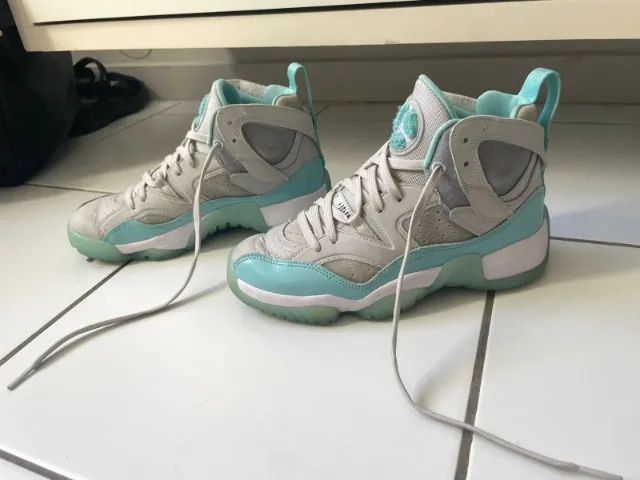 Tênis Nike Jordan Jumpman Two Trey Branco e Azul - Foto 4