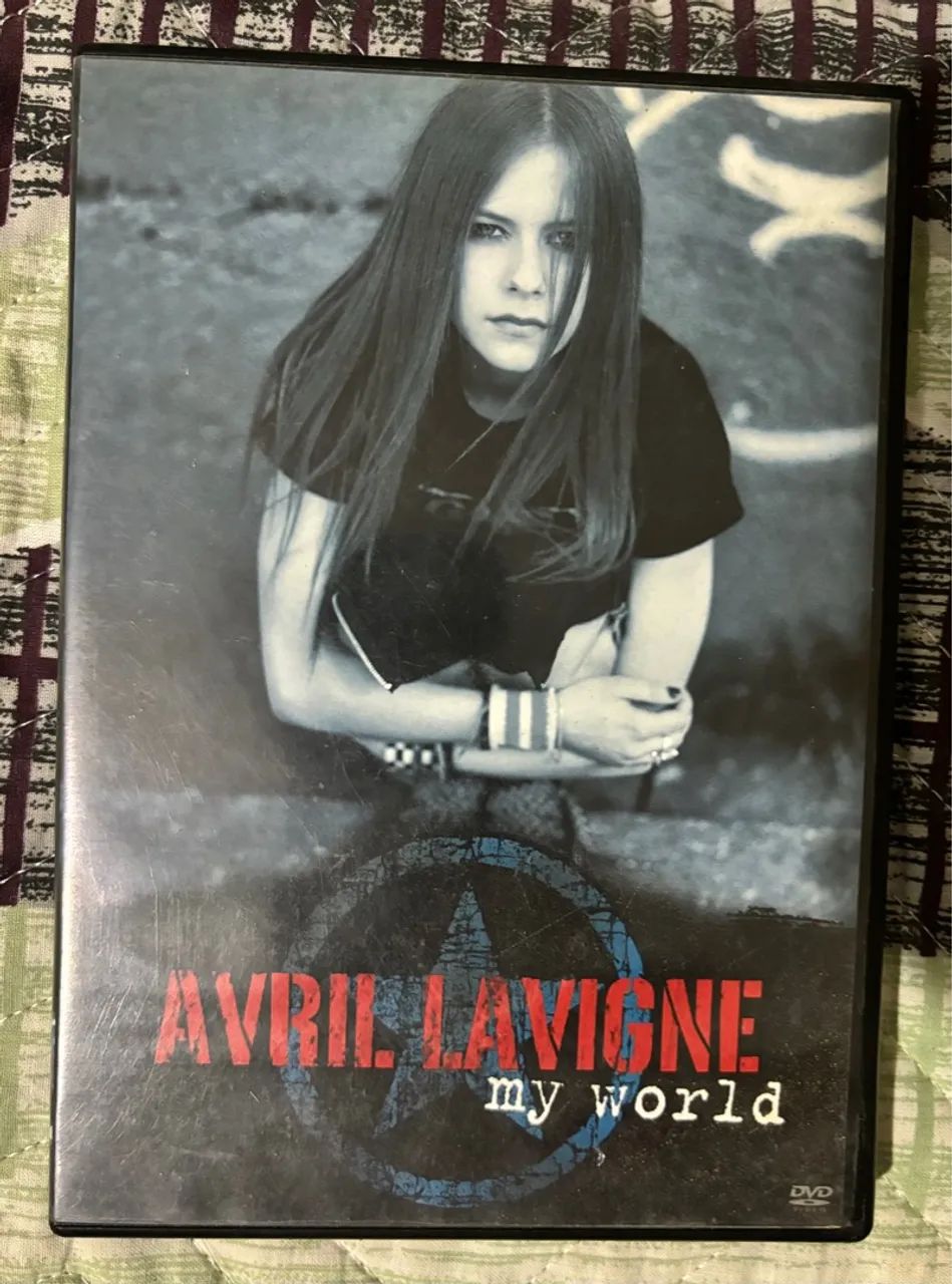 DVDs e CDs - Avril Lavigne - Foto 2