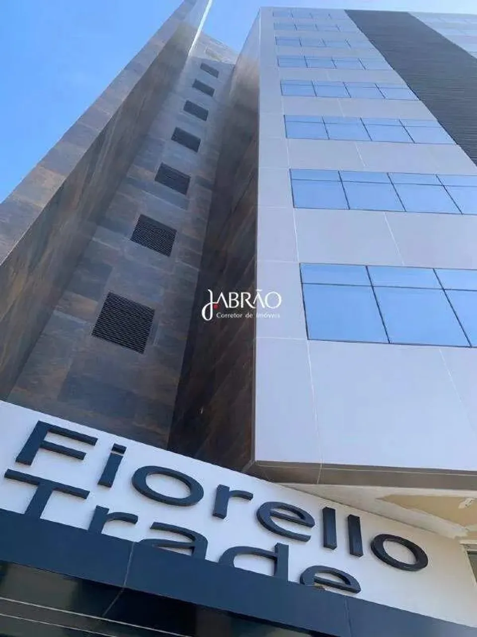 Salas comerciais em alto padrão exclusivas para locação em Barbacena