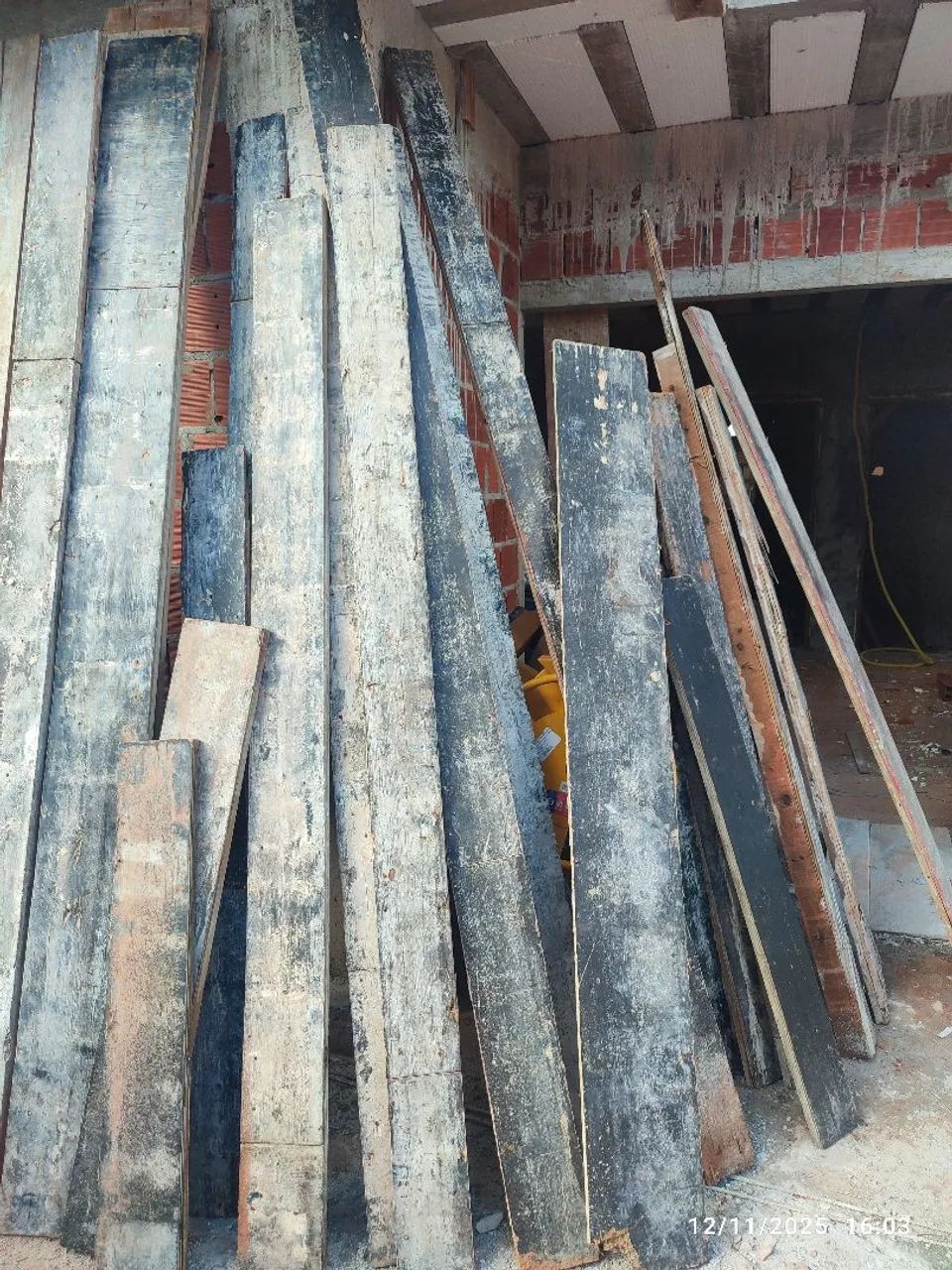 Tábua / painel  - Foto 4