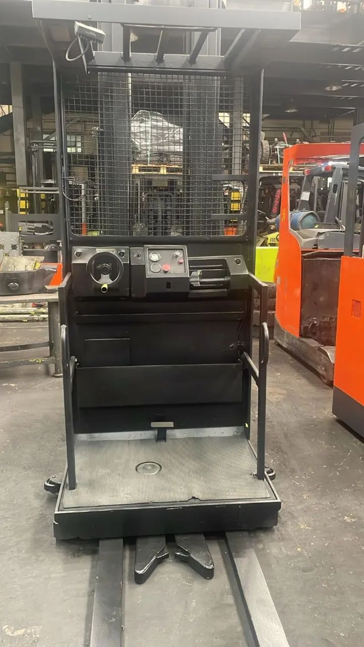 Selecionadora de pedido vertical marca YALE modelo N8 - Foto 3