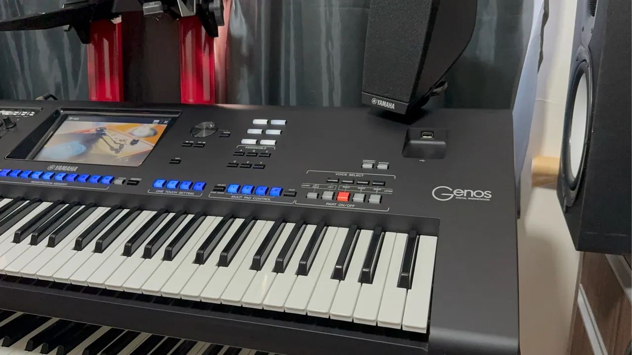 Genos Yamaha  - Foto 3