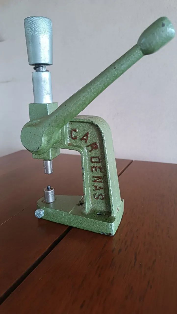 Balancim 100 Cardenas Prensa Máquina de Pressão, Prega Botão, Ilhós (Bangu)