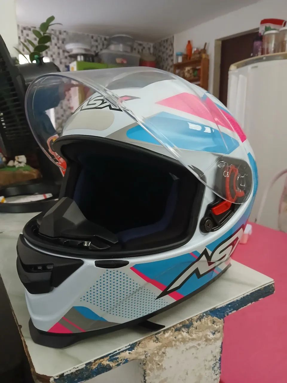 Capacete ASX -  Branco, Azul e Rosa