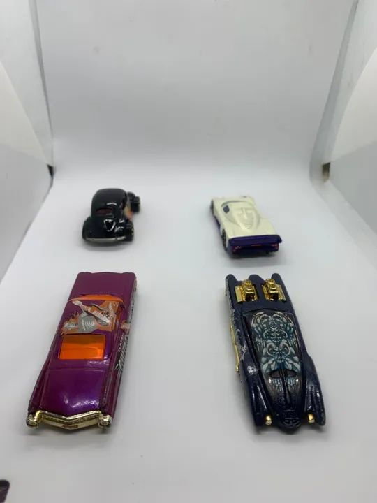 Conjunto com 4 Hot Wheels  - Foto 3