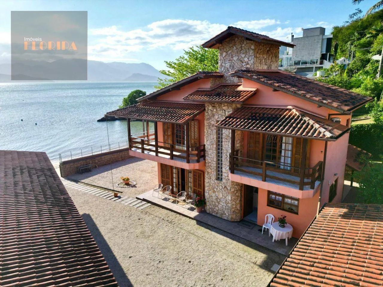 Magnífica propriedade pé na areia em Florianópolis - Foto 2