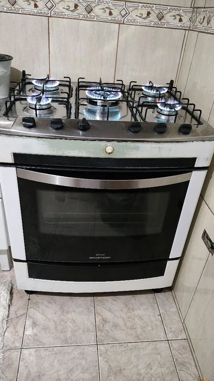 Fogão 5 bocas 