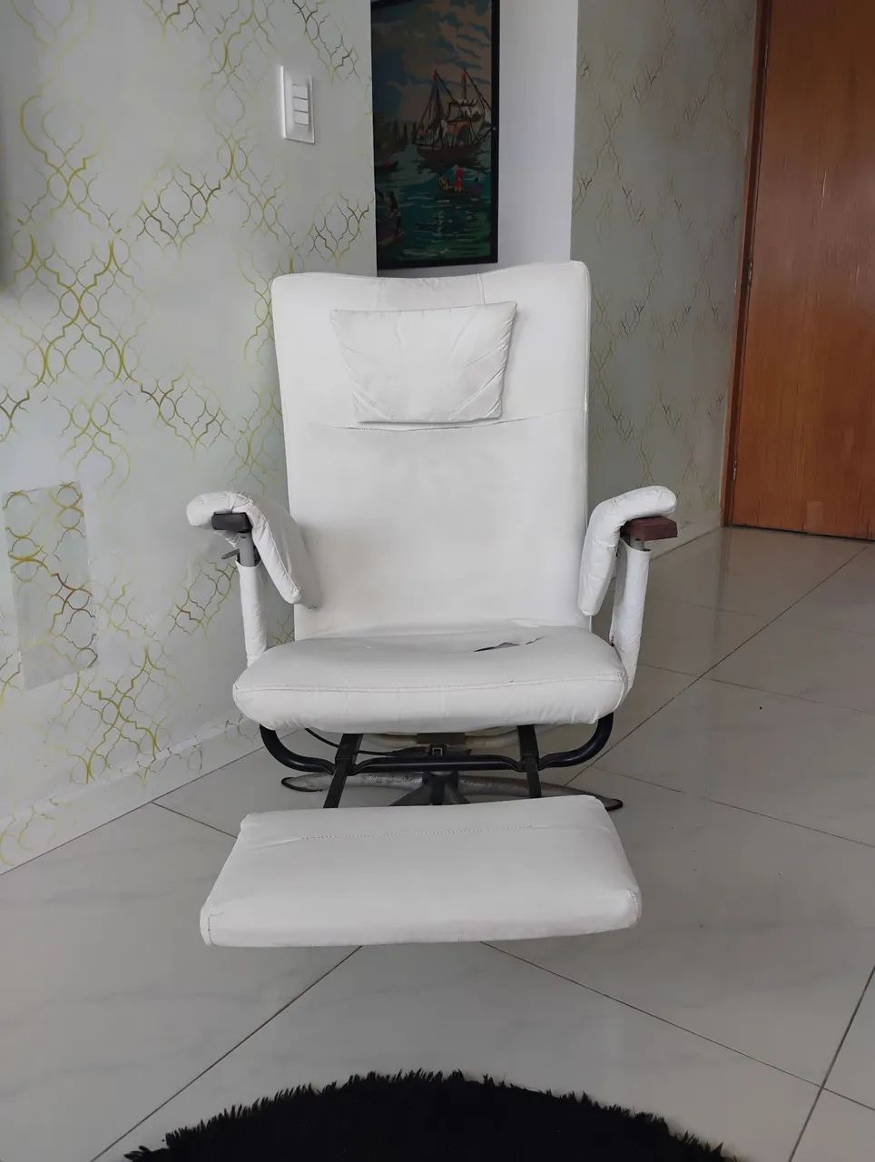 Cadeira slim em napa branca - Foto 2