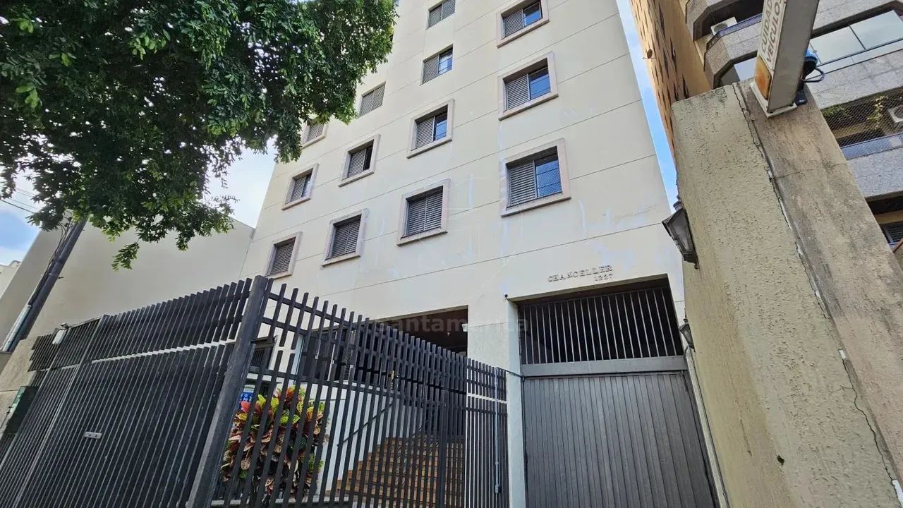 Apartamento à venda no Edifício Chanceller com 3 quartos, sendo 1 suíte no Centro de Londr