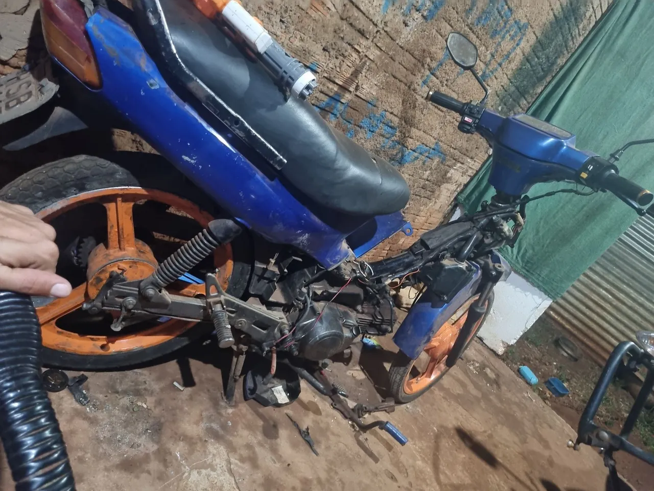 Motocicleta Yamaha 115cc - Peças e Acessórios