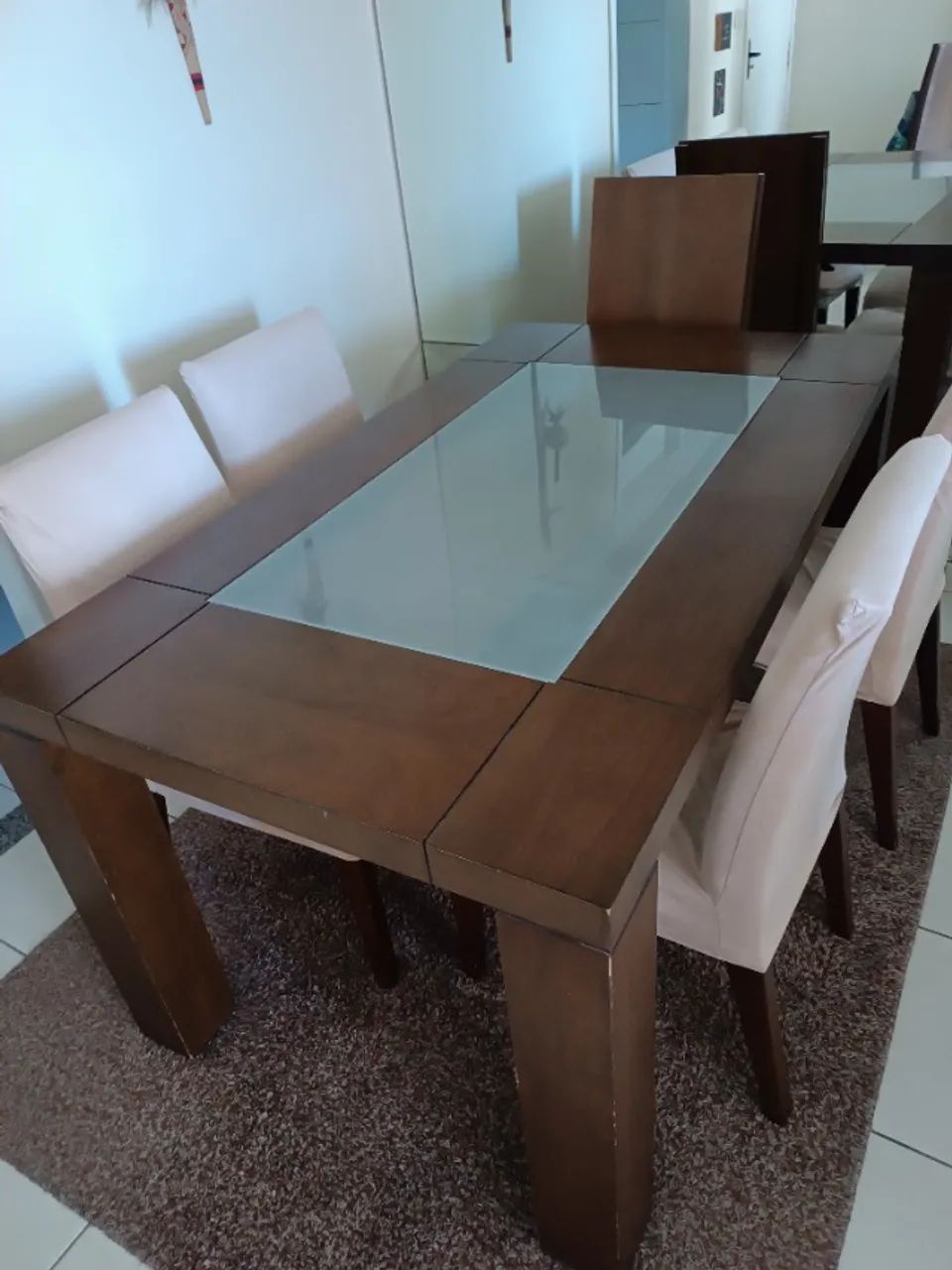 Sala de jantar (mesa com seis cadeiras) - Foto 2