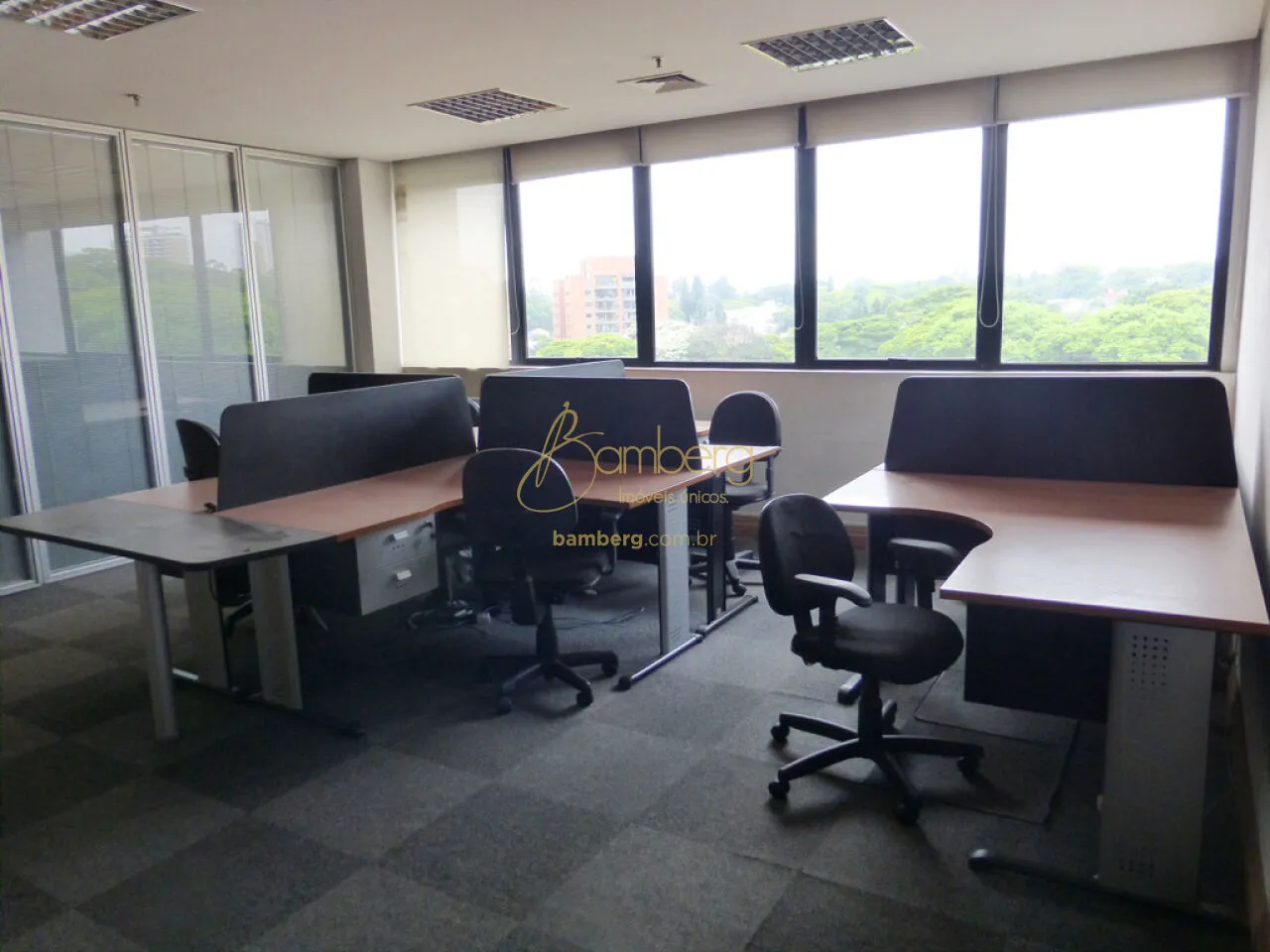 SALA COMERCIAL, PERTO DE METRÔ E COMÉRCIO LOCAL !!