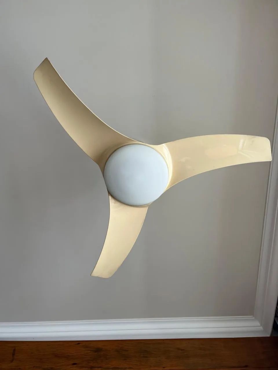 VENTILADOR TRON 64317344922755123