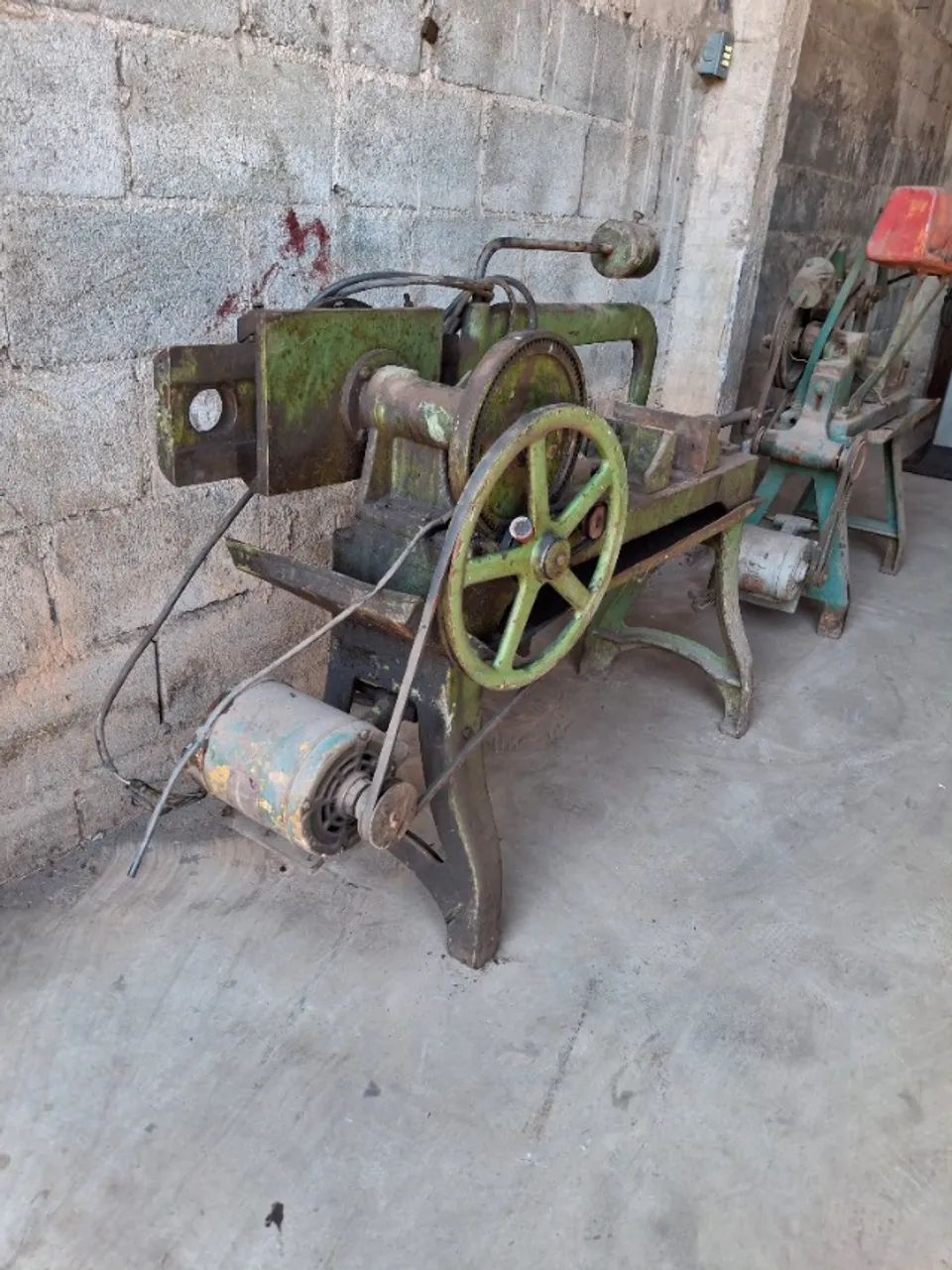 2 Serra de Fita de Bancada - industrial - leia descrição - Foto 6